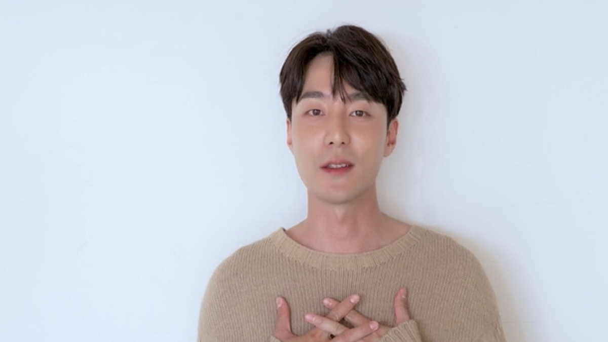 Roy Kim’s Heartfelt Chuseok Message Goes Viral: Fans Eager for Upcoming Projects